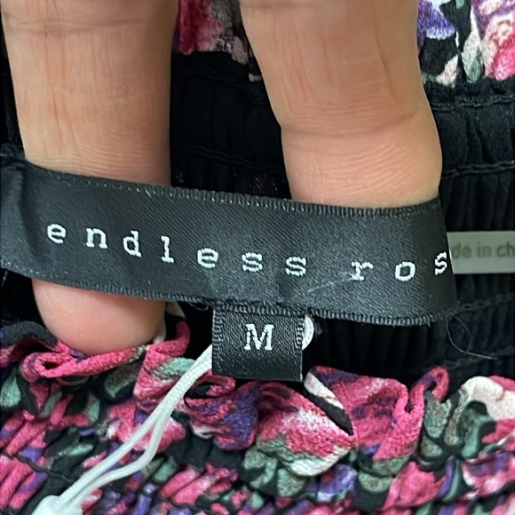 ENDLESS ROSE Chiffon Floral Printed Mini Skirt Fuchsia Sz M Women’s NWT - Picture 6 of 8